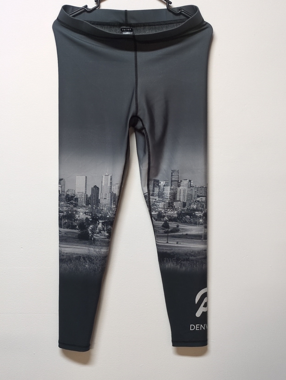 Peloton City Denver Skyline Leggings, Size XL